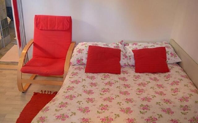 Nasta - 10 m from beach - SA2(2)