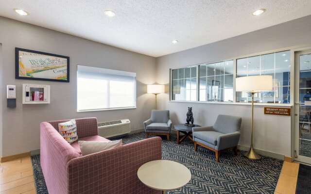 AmericInn by Wyndham Duluth