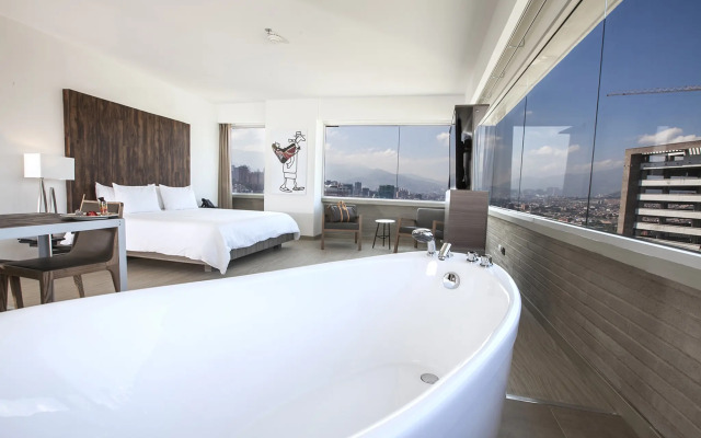 V Grand Hotel, a member of Radisson Individuals