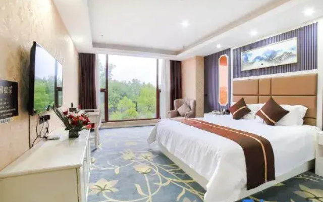 Nuoya Business Center Hotel
