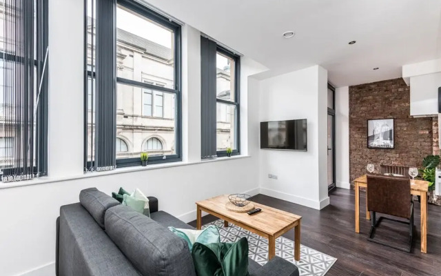 Prestige STAY Aparthotel - 42 Stanley Street Party Apartments