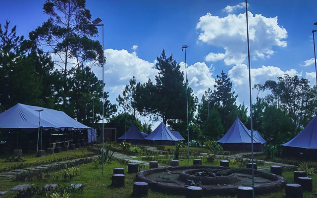Snow Princess Mountain Glamping Resort at Clubbali, Lembang
