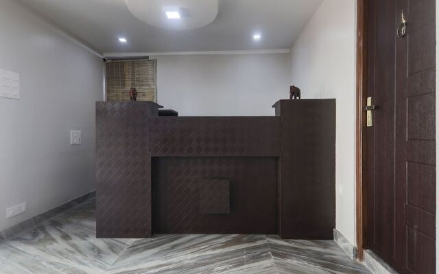 OYO 19292 55 Pillars House