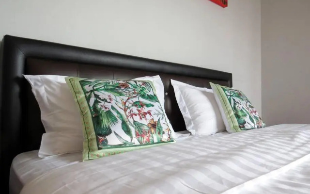 LUXURY SEAVIEW 3BR at LOFT IMAGO KK