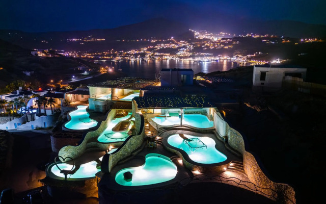 Agalia Luxury Suites