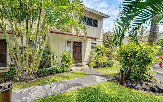 Ultimate Oceanfront Townhome Located on Kona Coast
