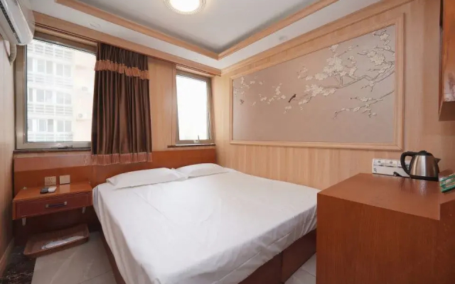 Jiulongyuan Hotel (Beijing Guomao Shuangjing Subway Station)