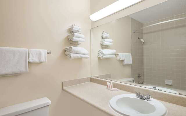 Ramada by Wyndham Watertown/Thousand Islands NY