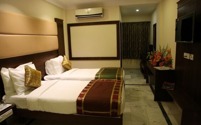 Poppys S.E.T Residency Kumbakonam.