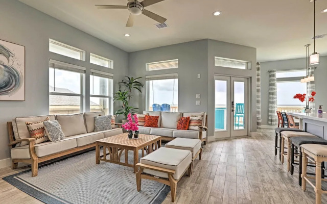 Villa Azul Galveston Home: Modern & Beachfront!