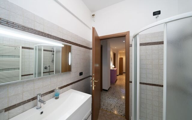 Lia Rooms 3