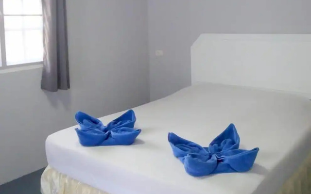 Asia Blue Beach Hostel Hacienda