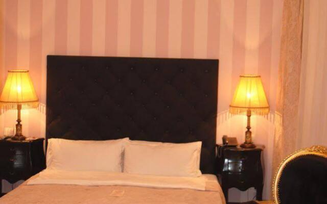 Hotel Vere Palace