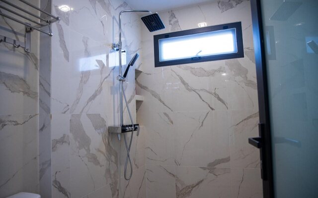 Eco Cozy Beachfront Resort Chaam