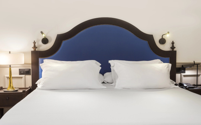 H10 Corregidor Boutique Hotel