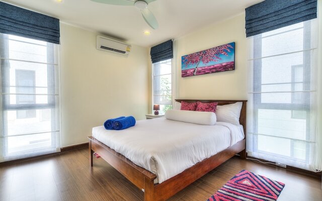 Villa Andy with pool and 800 m away from beach