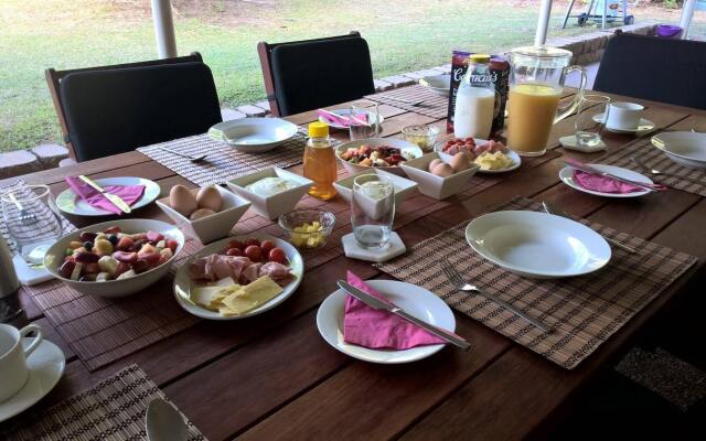Magnetic Island Bed And Breakfast