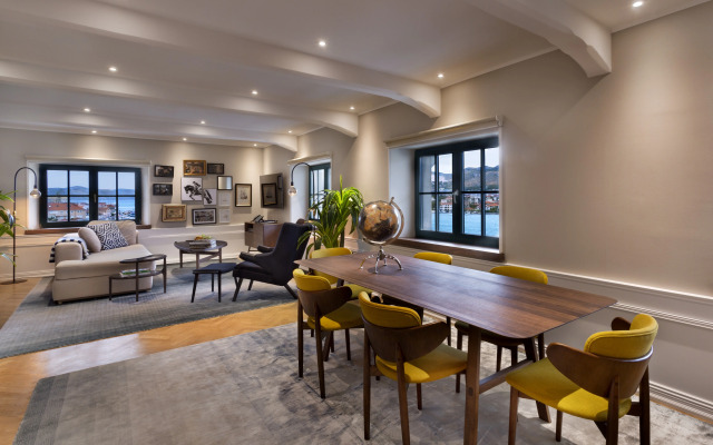 Hotel Brown Beach House & Spa
