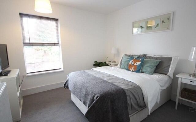 Hastings House Luton - Inhabit Short Stays