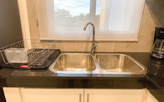 Oceanblue by Andiani Travel