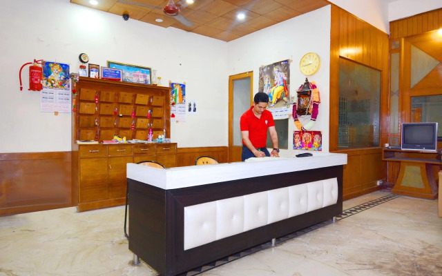 Hotel Le Kingston by OYO Rooms