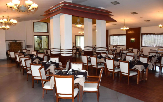 Camel Valley Resort