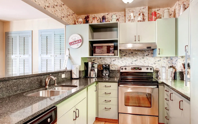 Centennial 1 Bedroom Condo Unit No. 13b