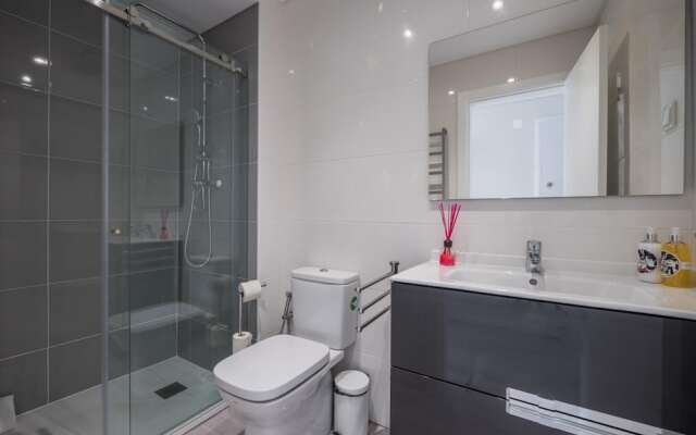 Rent4rest SAO Bento Charming 1 Bedroom Apartment