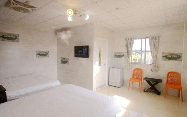 Red Crown Jacana B&B