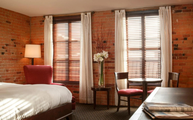 Hotel Nelligan