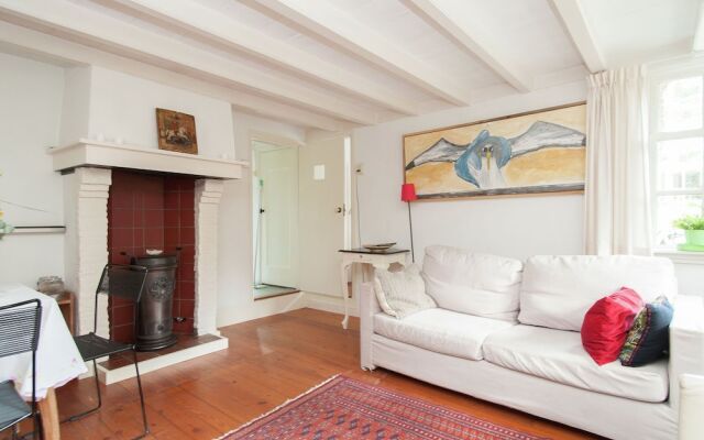 Romantic holiday home in Bergen North Holland with terrace