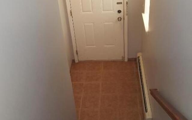 Private Garden Apartment