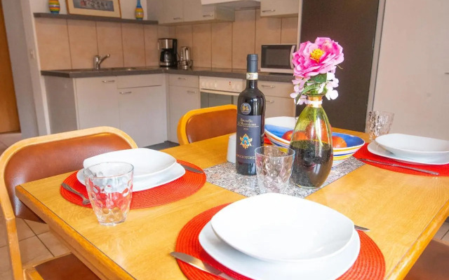 Sunny Day Holiday Apartment