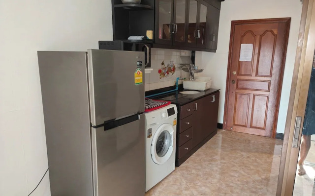 305 Jomtien Hill Resort