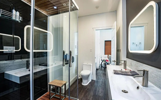 In the Heart of it All by Revelstoke Vacations