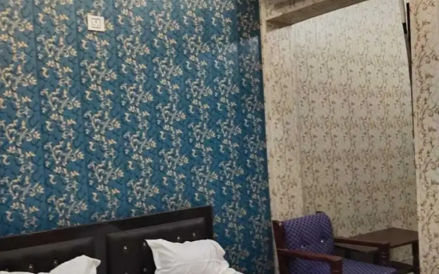 Shri Veni Madhav Hotel by Oyo Rooms