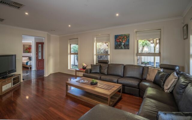 Attwood Lodge - Melbourne Airport