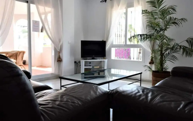 Bright 2 Bedroom First Floor F-4