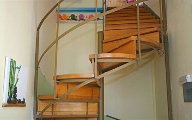 Morfea's Nest Rooms & Studios