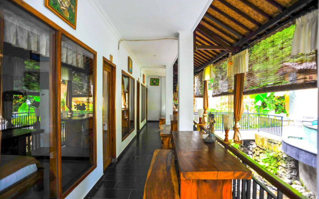 Airy Ubud Raya Teges Kawan Gang Merak Bali