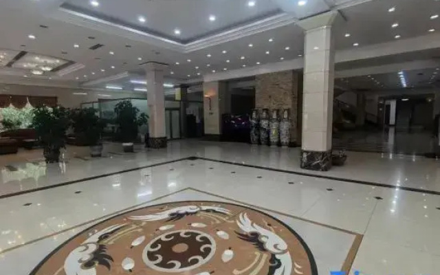 Qiqihar China Yizhong Hotel