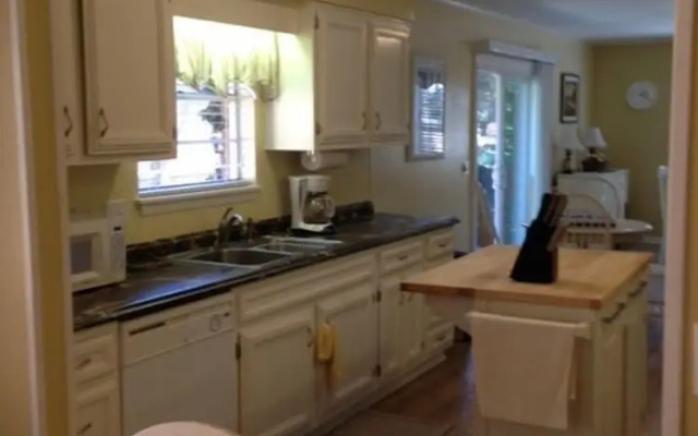 Island Retreat 5 Bedroom Home
