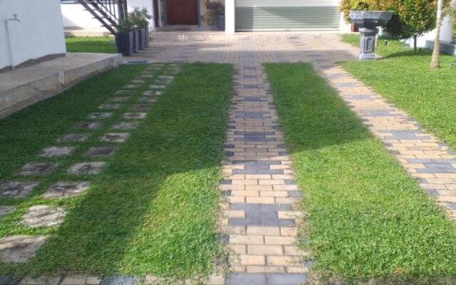 White Queen Residence