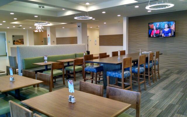 Holiday Inn Express & Suites Price, an IHG Hotel