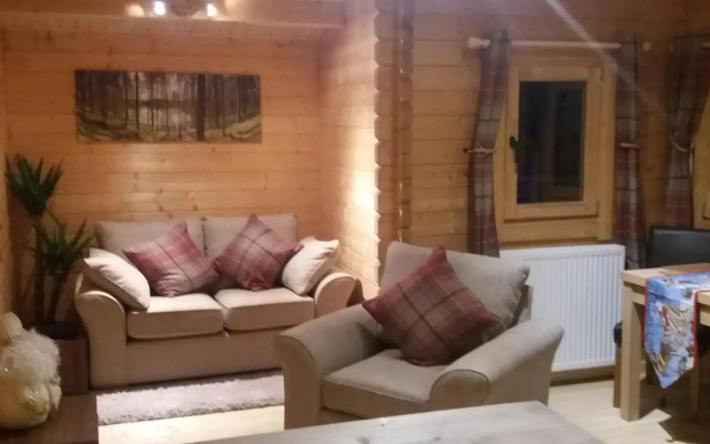Lochinvar Log Cabin