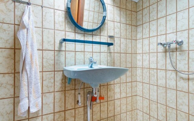 6 Person Holiday Home in Dronningmolle