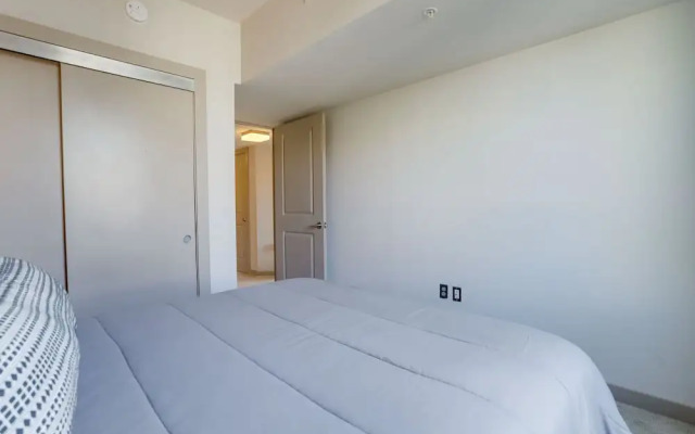 Trendy n Exclusive Apto at Crystal City