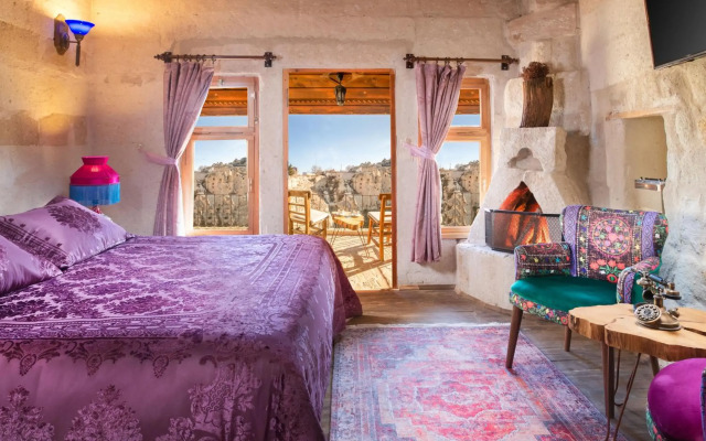 Cappadocia Splendid Cave Hotel