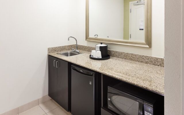 Hampton Inn & Suites Gainesville-Downtown