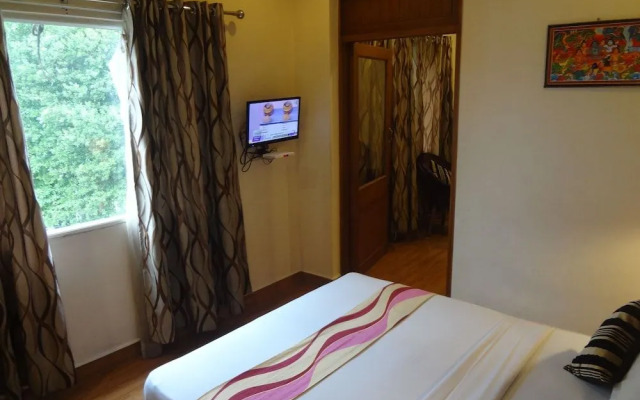 Hotel Seasons Thekkady